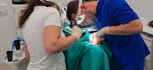 Impianti dentali